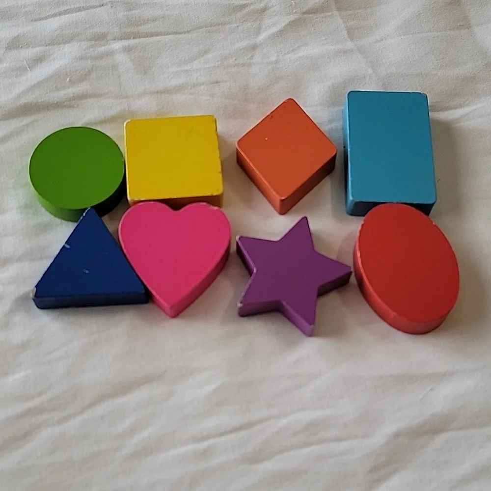 Melissa & Doug Shapes And Colors Puzzle, 8 chunky Pieces